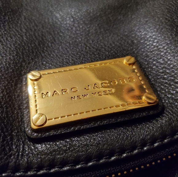 SOLD Marc Jacobs Crossbody - Picture 2 of 8